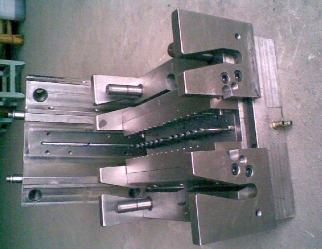 深圳模具廠,什么是注塑模具？